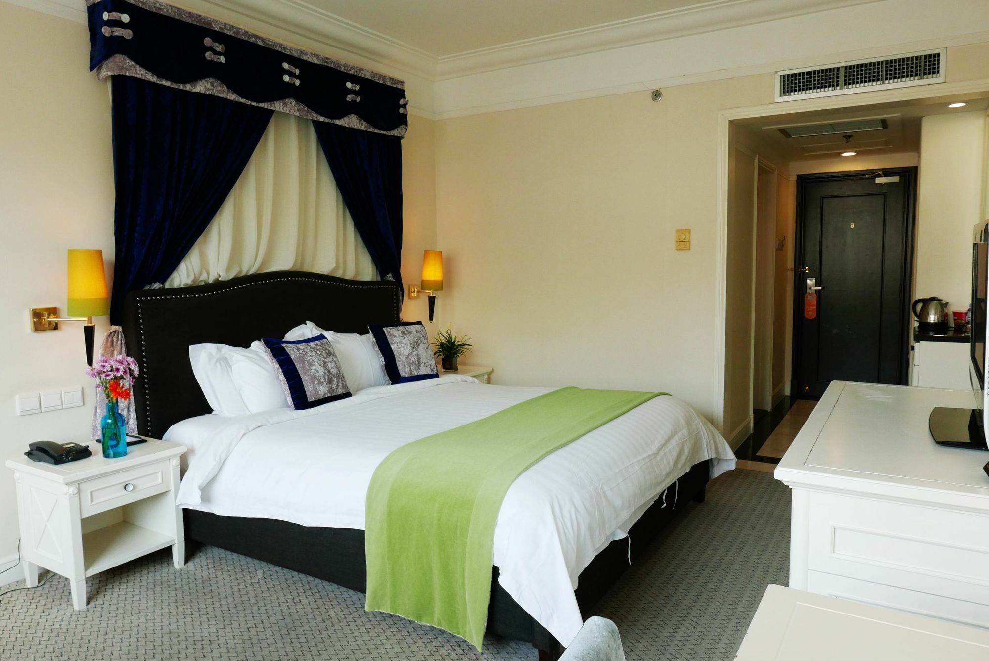 Qingdao The Castle Hotel Extérieur photo